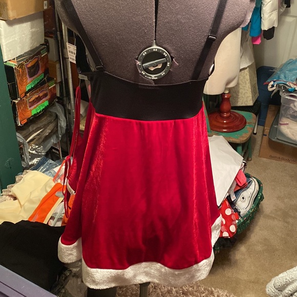 Fredericks of Hollywood Christmas/Santa nighty size L plus two panties - Picture 6 of 16